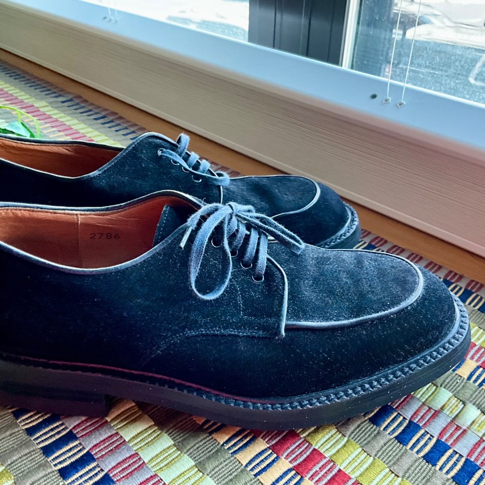 Gorgeous Men’s made in Italy TO BOOT, NY Black Suede Oxfords -